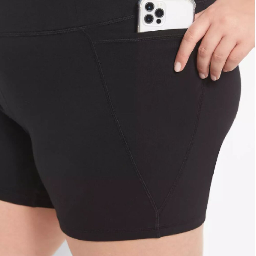 SOLD: Livi Biker Shorts | Size 38/40 | NWT - Picture 4 of 8